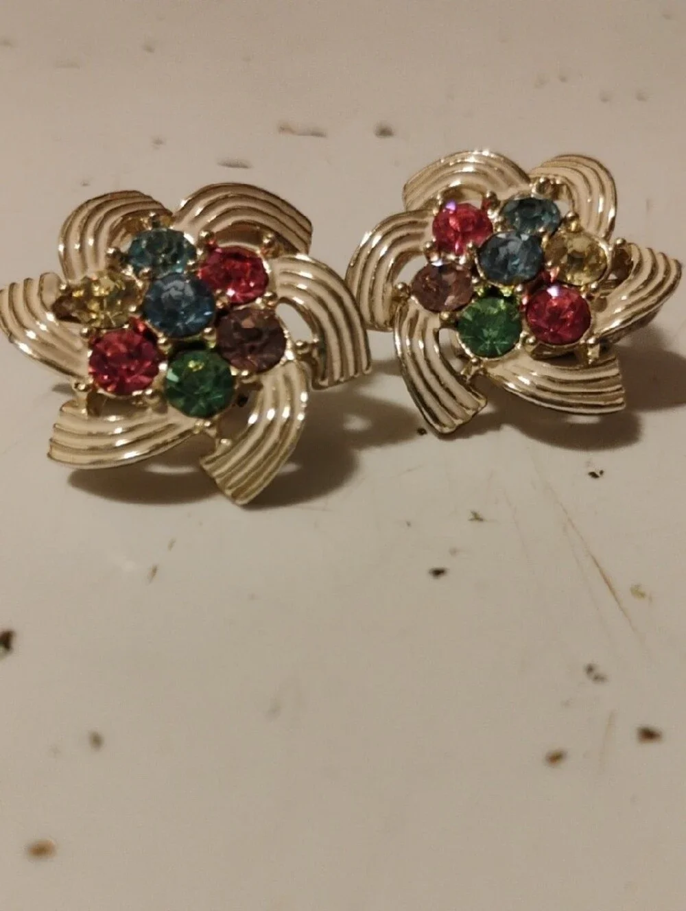 Crystal Cluster Women's Clip-on Earrings🩷💚🩵